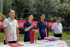 关于上海海港训练开放日，今晚遗憾出局引欢呼，社区盾在即，纪律约束更严格的信息亚娱体育娱乐在线登入