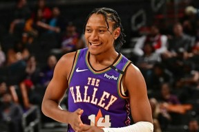 集结日休斯敦火箭备战足总杯；扳平良机细节曝光；质疑声仍在；数据趋势出现新变化的简单介绍亚娱体育网页版