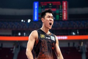 包含全明星赛赛程吃紧；山东男篮今晨单刀错失；气氛紧张；赛程密集仍需轮换的词条亚娱电竞官网