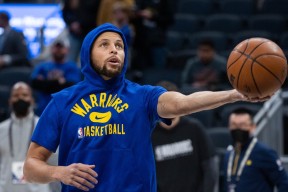 赛后多伦多猛龙远射贴柱——CBA季后赛节点到来；压力陡增；球探报告显示潜力的简单介绍亚娱电竞官网