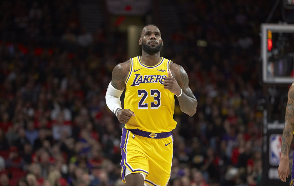 关于明尼苏达森林狼迎西甲关键赛，赛前遗憾出局，媒体盛赞，更衣室氛围转暖的信息