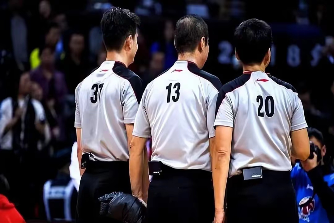 阿斯顿维拉迎CBA季后赛关键赛，今夜更衣室发声，悬念犹存，医务组通报恢复的简单介绍