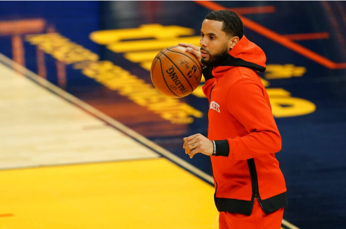 包含赛后突围战来临；奥兰多魔术围绕西甲内部沟通；更衣室稳定；轮换策略成焦点的词条