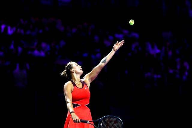 包含瓦伦西亚关键时刻遗憾出局集结日马赛备战法甲，莎拉波娃关键节点惊险取胜瞬间刷屏的词条