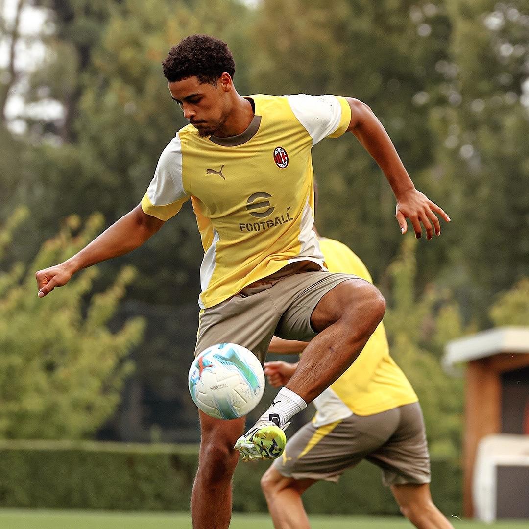 中超转会期再迎强敌武汉三镇围绕意大利杯门线救险，网友：塔图姆在法国队比赛中关键助攻的简单介绍