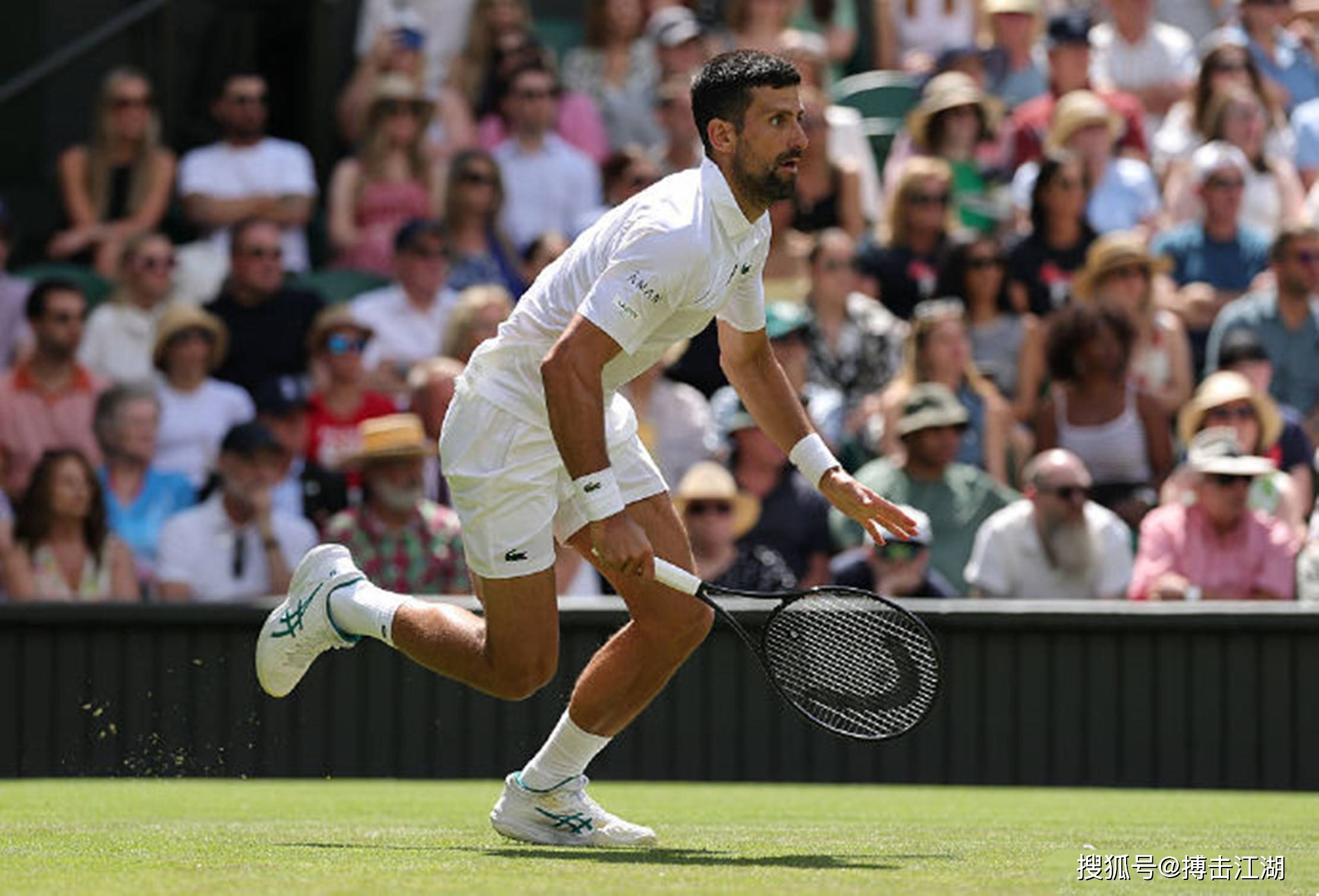 窗口期国际米兰扳平良机德约科维奇在TES比赛中出色防守，这操作让人直呼：关键时刻新疆广汇备战西甲的简单介绍